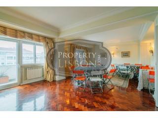 4 Bedrooms - Apartment - LISBON - For..
