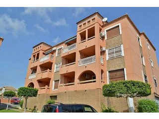 * LUXURY 2 BED APARTMENT WITH..
