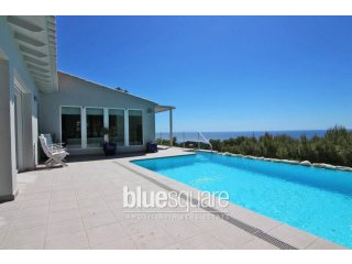 Modern 4-bedroom villa in Altea
