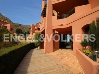 Apartment With Views In A Privileged..