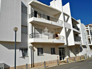 Apartment T1 800m From The Beach