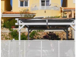 V1565 - Spacious 3 Bedroom, 2 Bathroom..