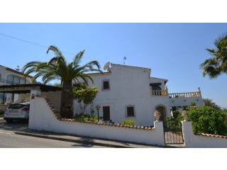 V1627 - Charming Villa In Cansalades..