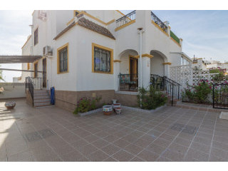 3 Bedrooms - Property - Alicante - For..