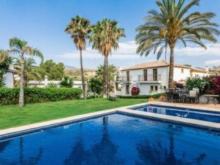 4 bedroom detached villa for sale