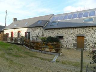 Vente Maison 6 Pieces De 170 M2 53300..