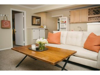 2 bedroom Apartment For Sale: S Mill..