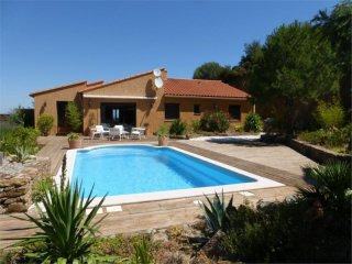 Lovely Private 3 Bed Villa With Pool..