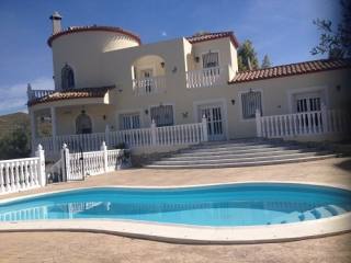 Villa, Cantoria, Almeria