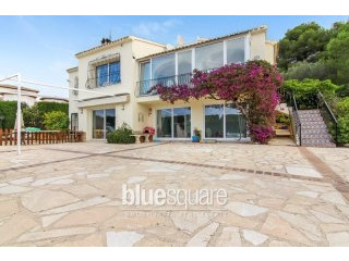 Lovely 4 Bedroom villa