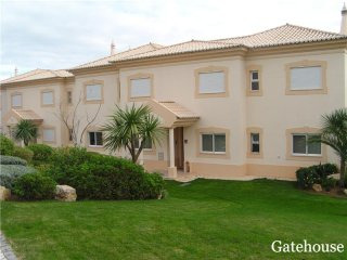 2 Bed Apartment For Sale in BoaVista..