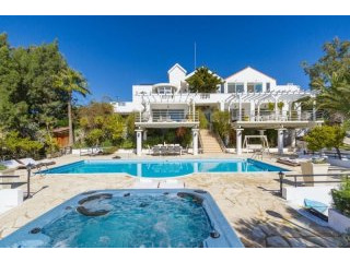 ULTRA LUXURY 6 bedroom villa in Agios..