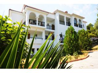 B094 - Hotel in Nikiti-Chalkidiki area