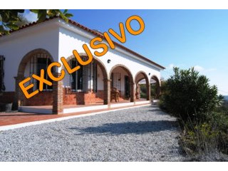 Chalet for Sale in Competa, Competa..