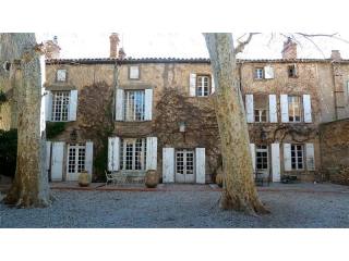 9 Bedrooms - House | Villa -..