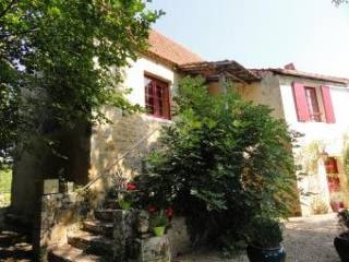 In The Dordogne's Valley, Close To All..