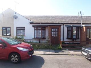 1 bedroom bungalow in QUEENBOROUGH