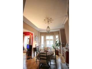 Spacious three bedroom apartment with..