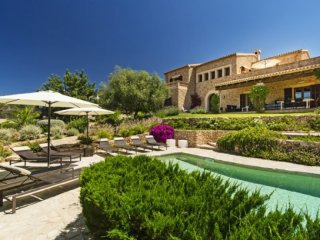 Stunning Property In Tranquil..