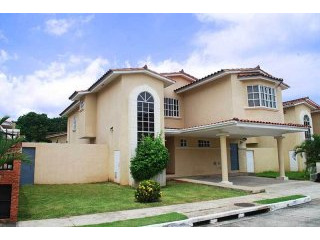 Albrook Gardens For Rent 4 bedroomSe..