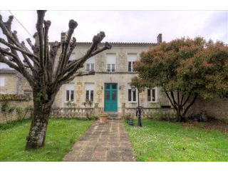 Large House In The Heart Of The Village
