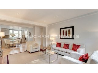 Lowndes Square, SW1