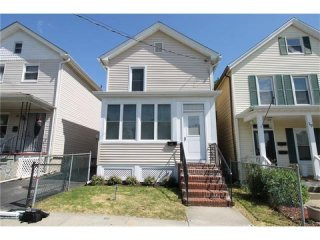 2 bedroom House For Sale: 17 Lafayette..