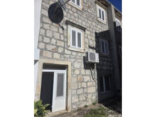 Tradicionalna kamena kuća na Pelješcu