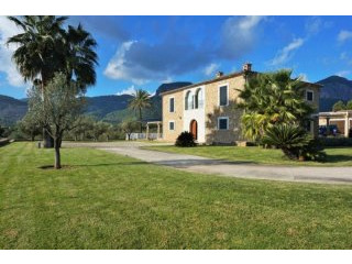 Prestigious country home in a..