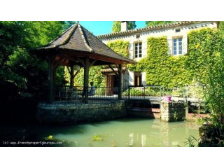 Beautiful Watermill in a hectare of..