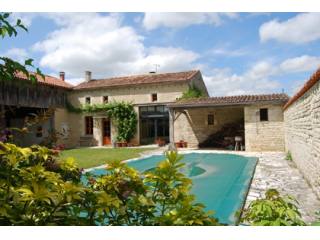 Gorgeous property with pool and garden