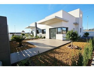 * 3 Bed Semi Detached Villas for..