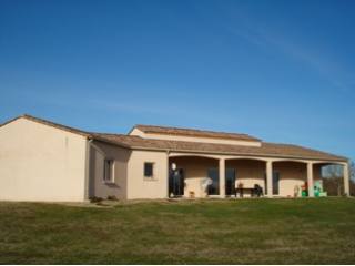 Modern 3 Bed Villa near to La Sauvetat..