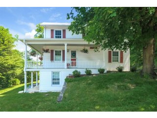 2 bedroom House For Sale: 10 Turk Hill..
