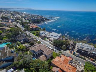 5915 Camino De La Costa