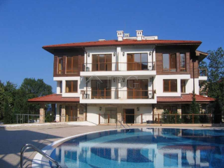 Exceptional 2-bedroom apartment, 50..