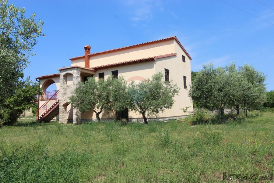ISTRA, SAVIČENTA SAMOSTOJEĆA KUĆA NA VELIKOJ OKUĆNICI - 2
