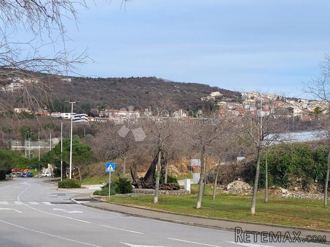 Veliki teren sa lijepim pogledom - 2