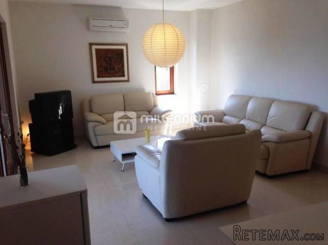 Otok Krk, Grad Krk, 300m2, novija urbana vila samo 20.. - 4