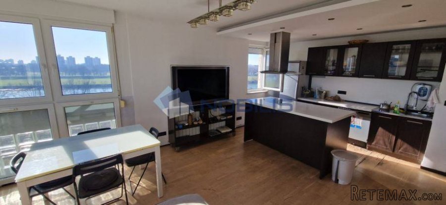 Zagreb, Savica, 68m2, 2 spavaće sobe, dnevni boravak, 2.. - 5