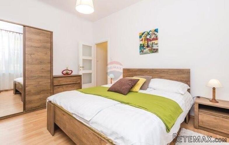 Rijeka, Kozala, Stan 2SB + DB s okućnicom na korištenje, 85