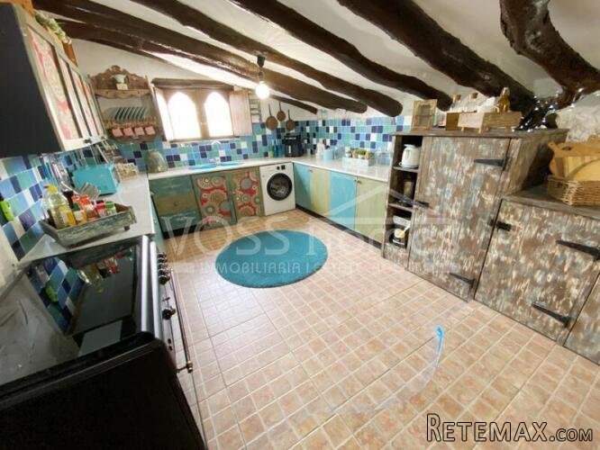RESERVED/SALE AGREED 2024 & NEW & EXCLUSIVE LISTING TO VOSS.. - 11