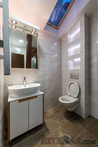Kanarevo brdo-2,5-67m2-renoviran-vlasnik - 12