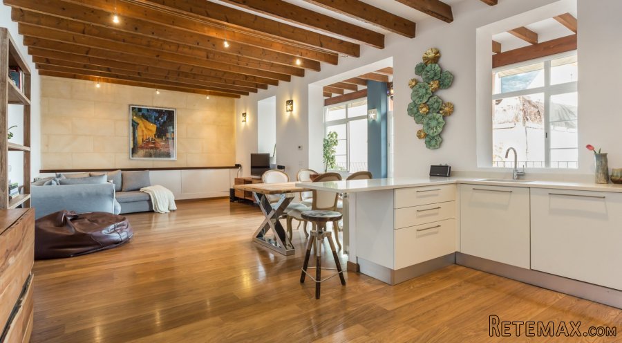 This delightful apartment is situated in Son Espanyolet, a..
