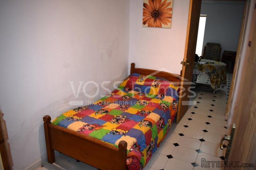 A spacious 2 storey village property of 291m2 currrently.. - 13