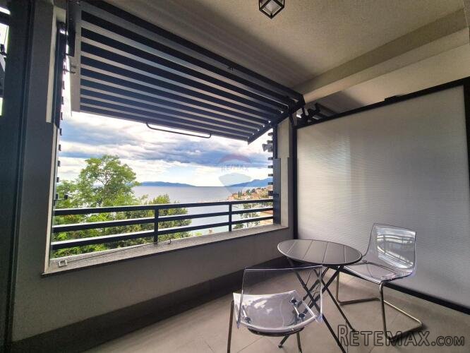 OPATIJA,VOLOSKO- NOVOGRADNJA, stan s bazenom i pogledom na m - 3