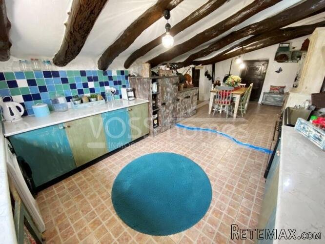 RESERVED/SALE AGREED 2024 & NEW & EXCLUSIVE LISTING TO VOSS.. - 13