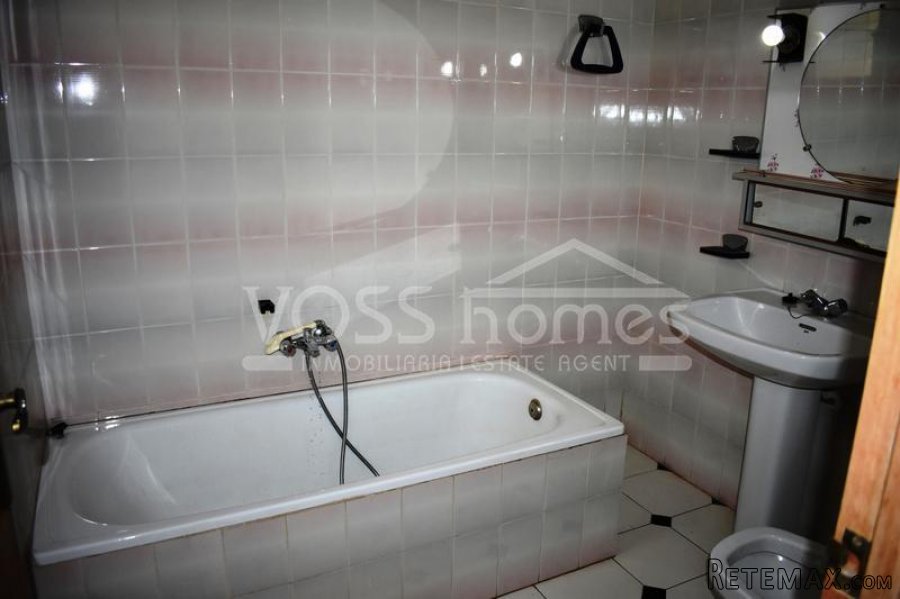 A spacious 2 storey village property of 291m2 currrently.. - 14