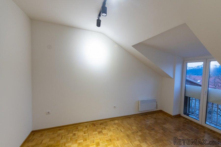 Kanarevo brdo-2,5-67m2-renoviran-vlasnik - 17