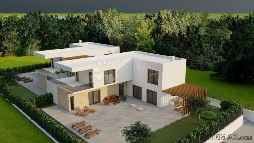 Poreč - luksuzna dvojna vila s 4 spavaće sobe i bazenom